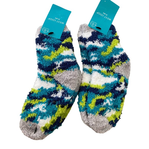 West Loop Kids 2 pair fuzzy socks shoe size 4-8.5 - Picture 3 of 3